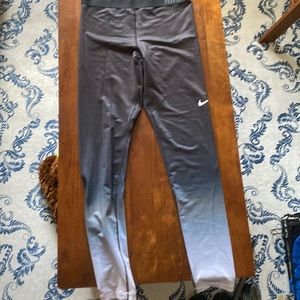Nike Pro Hyperwarm leggings
